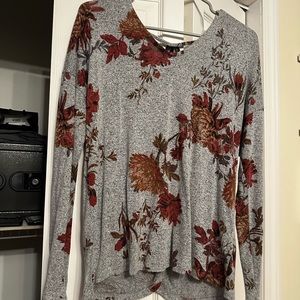 Maurices open back/lace top